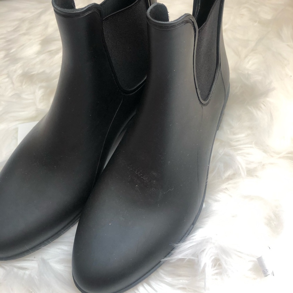 Like New J crew rain boots